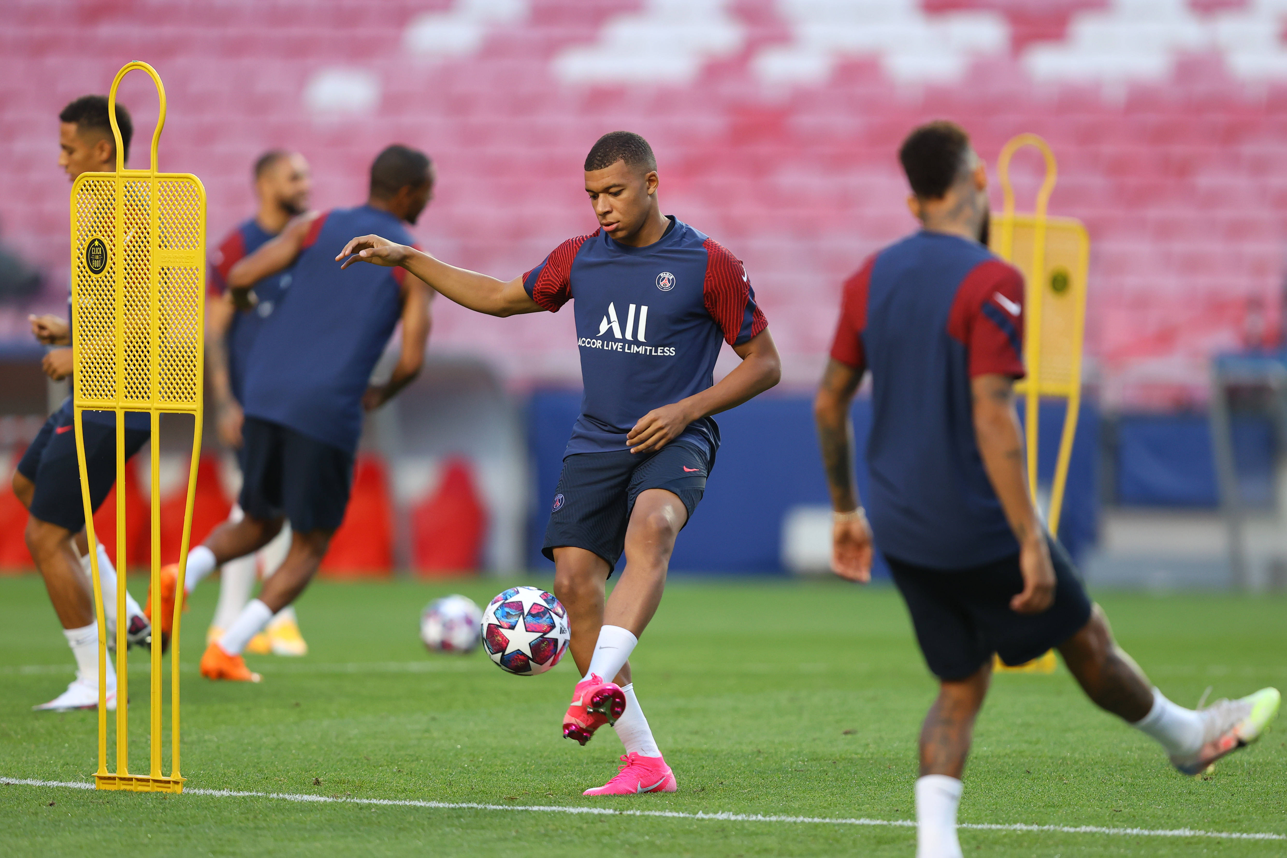 另一方面 另一方面