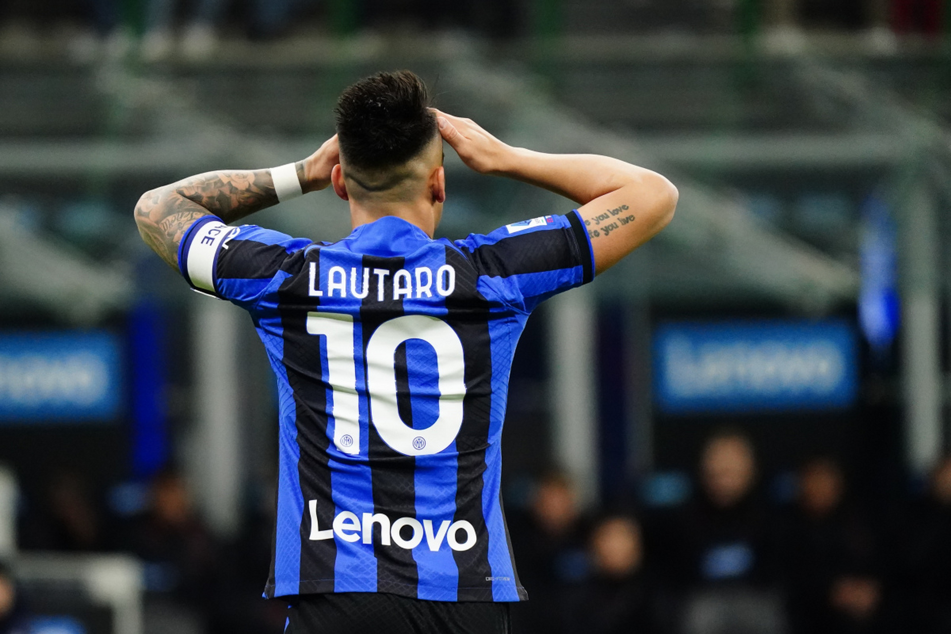 现出了对胜 现出了对胜