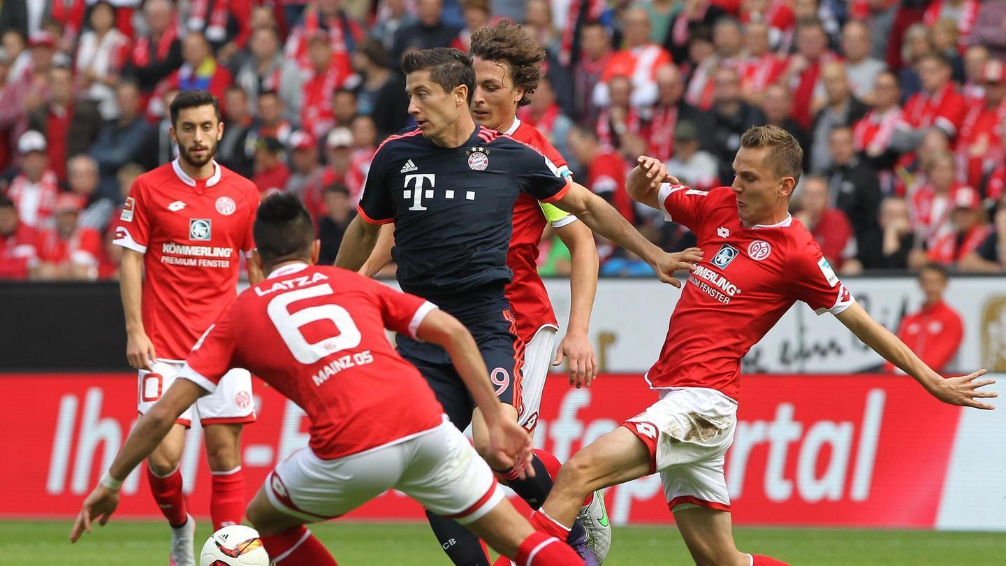 期间雪道的 期间雪道的