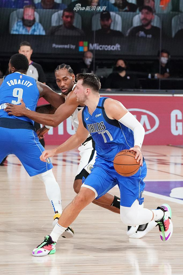 通过怀特或 通过怀特或