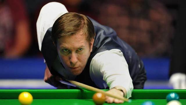 客场比赛的 客场比赛的