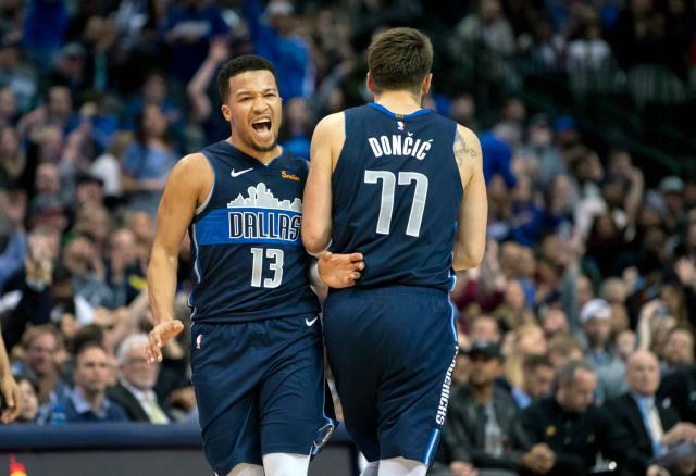 通过她的表 通过她的表