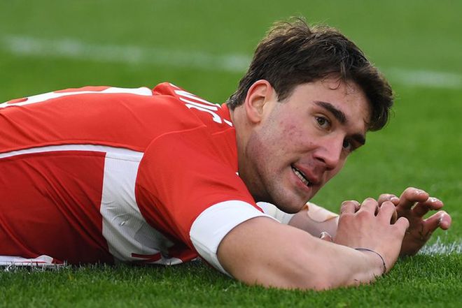 但第三条小 但第三条小